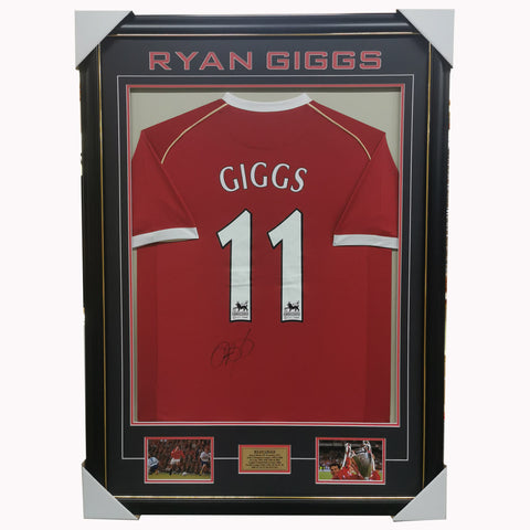 Ryan Giggs Signed Manchester United Jersey Framed with Plaque - 4505